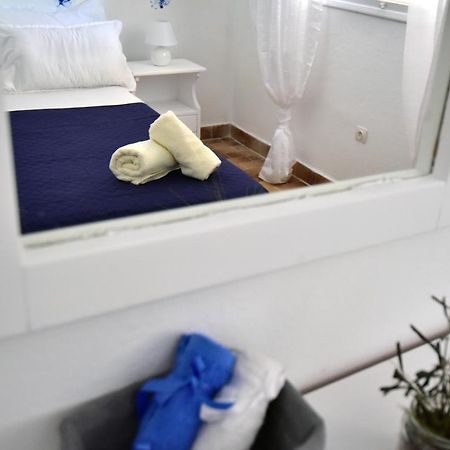 Merlyn Rooms Into The Nature, 100M From The Beach Dafnila Exterior photo
